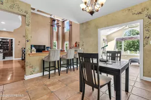 200 Shepard Way, Manalapan Township, NJ 07726 - Photo 13