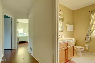 445 Paxson Ave, Hamilton Square, NJ 08690 - Photo 29