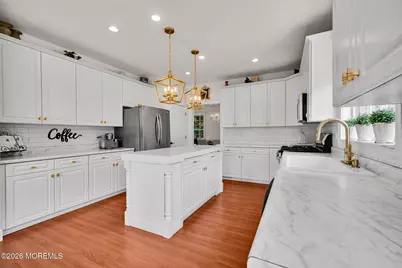 28 Canterbury Way, Farmingdale, NJ 07727 - Photo 11