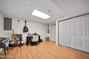 28 Canterbury Way, Farmingdale, NJ 07727 - Photo 33