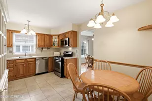 2175 Agincourt Rd, Toms River Township, NJ 08755 - Photo 9