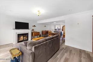 103 Maple Dr, Spring Lake, NJ 07762 - Photo 9