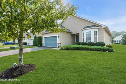 44 Eagle Ridge Circle, Lakewood, NJ 08701 - Photo 5
