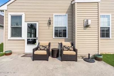 44 Eagle Ridge Circle, Lakewood, NJ 08701 - Photo 43