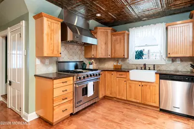 18 Tower Hill Avenue, Red Bank, NJ 07701 - Photo 19