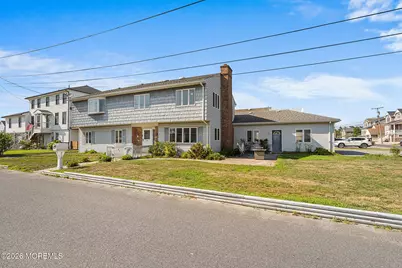 113 Illinois Avenue, Waretown, NJ 08758 - Photo 5