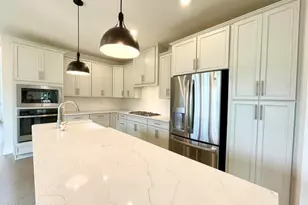 1 Beach Ct, West Long Branch, NJ 07764 - Photo 9
