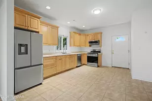 245 Westervelt Pl, Lodi, NJ 07644 - Photo 19