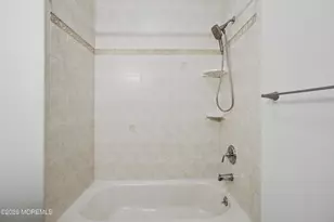 245 Westervelt Pl, Lodi, NJ 07644 - Photo 15
