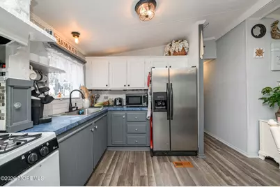 223 Madison Street, Eatontown, NJ 07724 - Photo 7