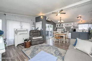223 Madison St, Eatontown, NJ 07724 - Photo 5