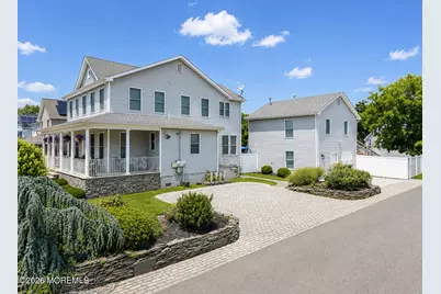 71 Compton Street, Belford, NJ 07718 - Photo 3