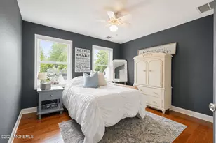71 Compton St, Belford, NJ 07718 - Photo 23