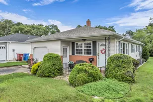 10 Biabou Dr, Toms River Township, NJ 08757 - Photo 1