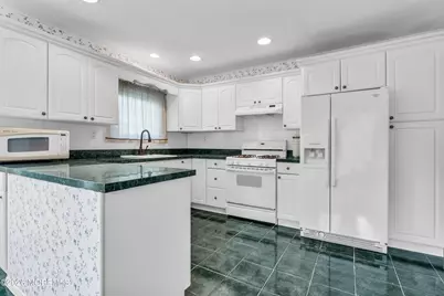 10 Biabou Drive, Toms River Township, NJ 08757 - Photo 9