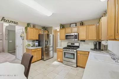 1117 S Maplecrest Court, Toms River Township, NJ 08753 - Photo 17