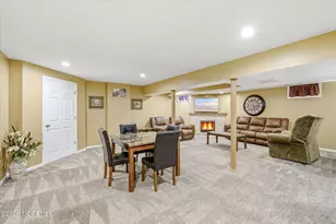 1117 S Maplecrest Ct, Toms River Township, NJ 08753 - Photo 37