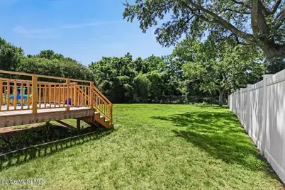248 Church Street, Belford, NJ 07718 - Photo 33