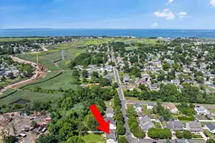 248 Church St, Belford, NJ 07718 - Photo 5