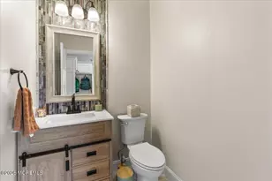 2 Devonshire Dr, Hazlet Township, NJ 07730 - Photo 7