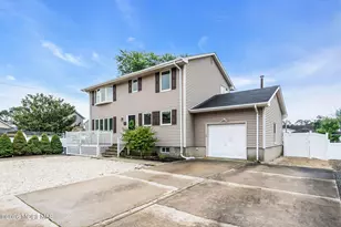 20 E Lakewood Ave, Ocean Gate, NJ 08740 - Photo 3