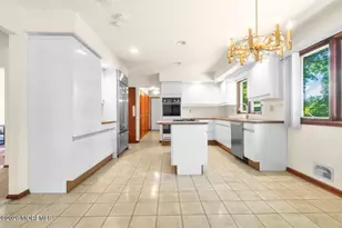6 Sugar Ln, Holmdel, NJ 07733 - Photo 19