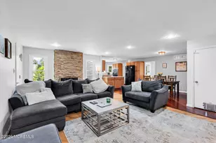 28 Five Points Road, Freehold, NJ 07728 - Photo 15