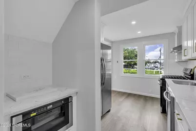 115 Barker Avenue, Shrewsbury, NJ 07724 - Photo 11