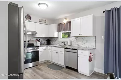 909 W Panama Court, Forked River, NJ 08731 - Photo 11