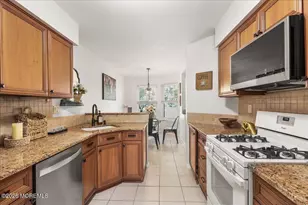 288 Century Way, Manalapan Township, NJ 07726 - Photo 11