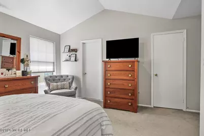288 Century Way, Manalapan Township, NJ 07726 - Photo 17