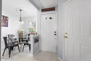 288 Century Way, Manalapan Township, NJ 07726 - Photo 15