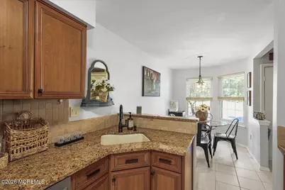 288 Century Way, Manalapan Township, NJ 07726 - Photo 11