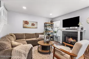 288 Century Way, Manalapan Township, NJ 07726 - Photo 5