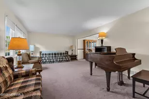 135 Coachman Dr N, Freehold, NJ 07728 - Photo 7