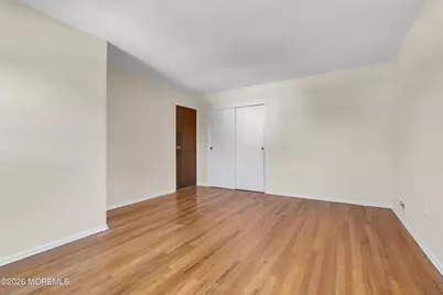 135 Coachman Drive N, Freehold, NJ 07728 - Photo 19