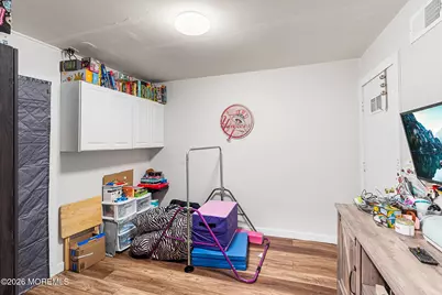 20 Harbor Circle, Freehold, NJ 07728 - Photo 17