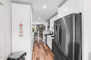 20 Harbor Cir, Freehold, NJ 07728 - Photo 13