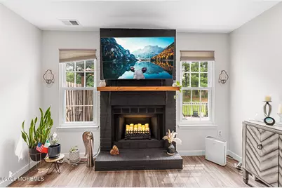 20 Harbor Circle, Freehold, NJ 07728 - Photo 9