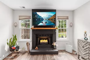 20 Harbor Cir, Freehold, NJ 07728 - Photo 9