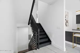 9 Minerva St, Jersey City, NJ 07304 - Photo 3