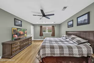 146 Juniper Dr, Freehold, NJ 07728 - Photo 31