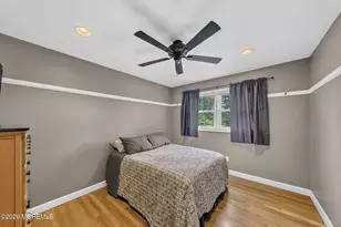 146 Juniper Dr, Freehold, NJ 07728 - Photo 35