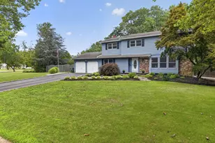 146 Juniper Dr, Freehold, NJ 07728 - Photo 3
