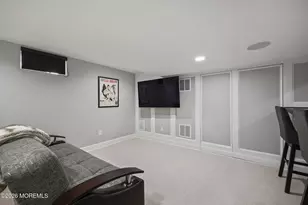 58 Jeanine Ct, Manalapan Township, NJ 07726 - Photo 47