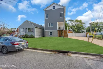 46 Hudson Avenue, North Middletown, NJ 07748 - Photo 33
