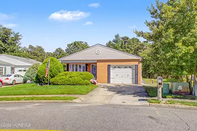 17 Freeport Court, Toms River Township, NJ 08757 - Photo 1