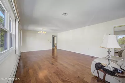 17 Freeport Court, Toms River Township, NJ 08757 - Photo 9