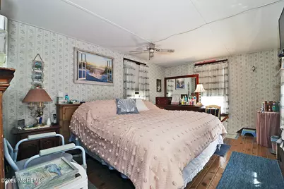 105 E Bay Avenue, Manahawkin, NJ 08050 - Photo 31