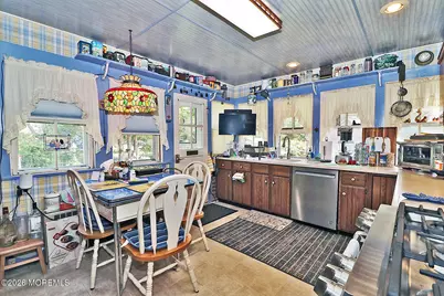 105 E Bay Avenue, Manahawkin, NJ 08050 - Photo 15